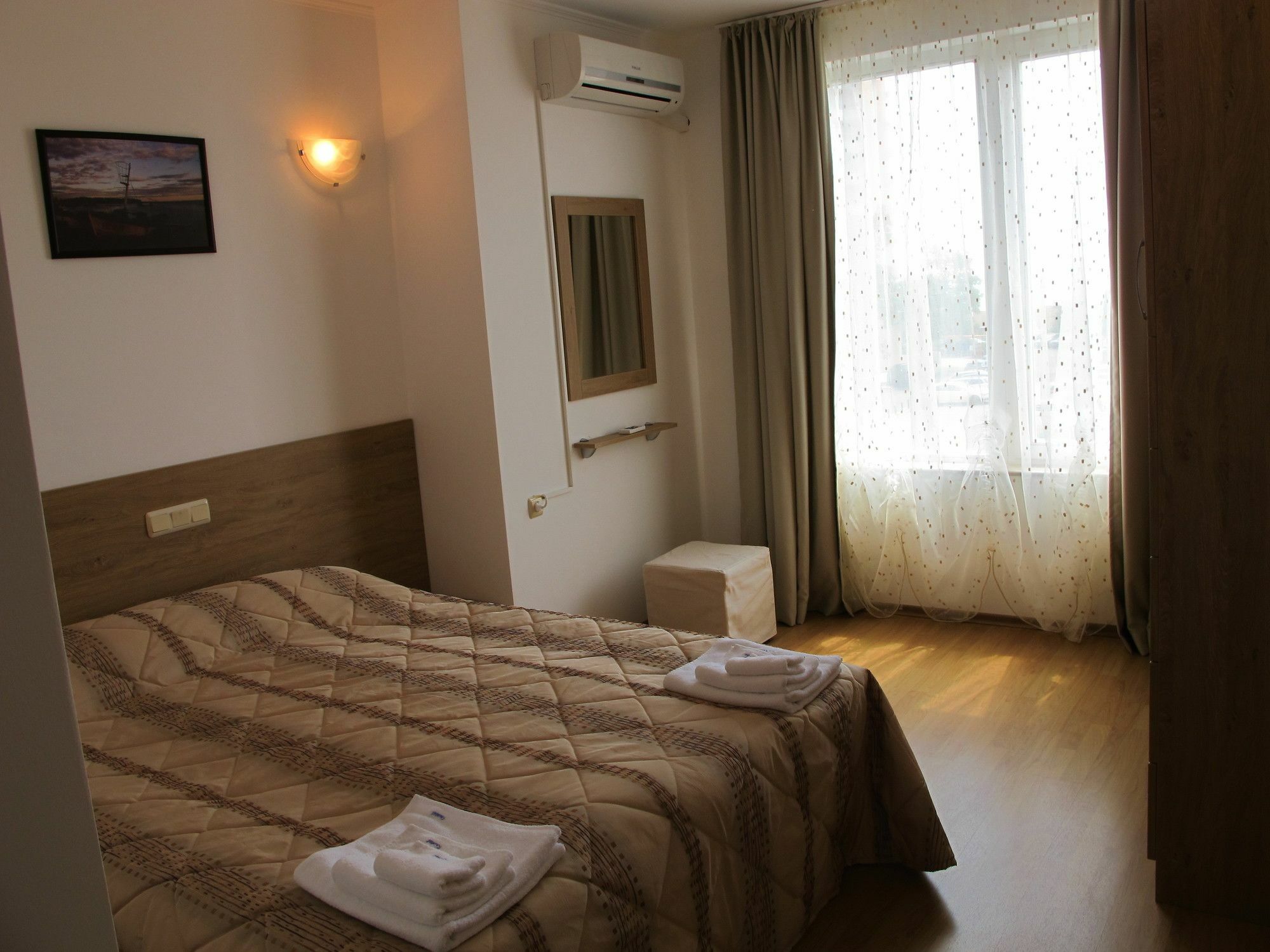 נסבר Apartment Crystal Beach מראה חיצוני תמונה